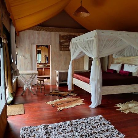 Sang Giri Mountain Tent Resort By Ahm Джатілувіг Екстер'єр фото