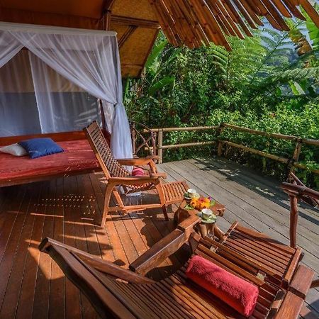 Sang Giri Mountain Tent Resort By Ahm Джатілувіг Екстер'єр фото