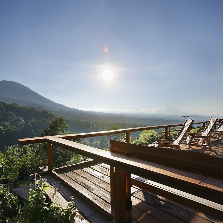 Sang Giri Mountain Tent Resort By Ahm Джатілувіг Екстер'єр фото